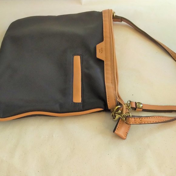 Tutilo New York Shoulder/Clutch Bag-Black/Tan Poly - Picture 4 of 5